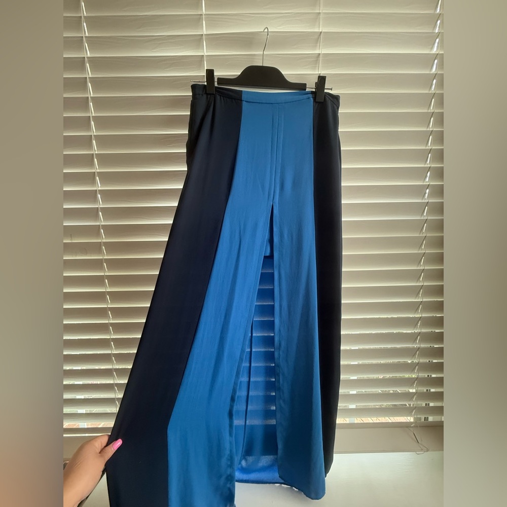 BCBGMaxAzria Navy and Bright Blue Wide Leg Pants